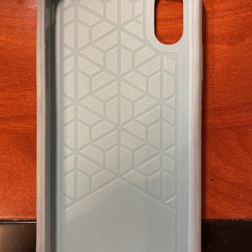 iPhone XS case - Picture 2 of 3